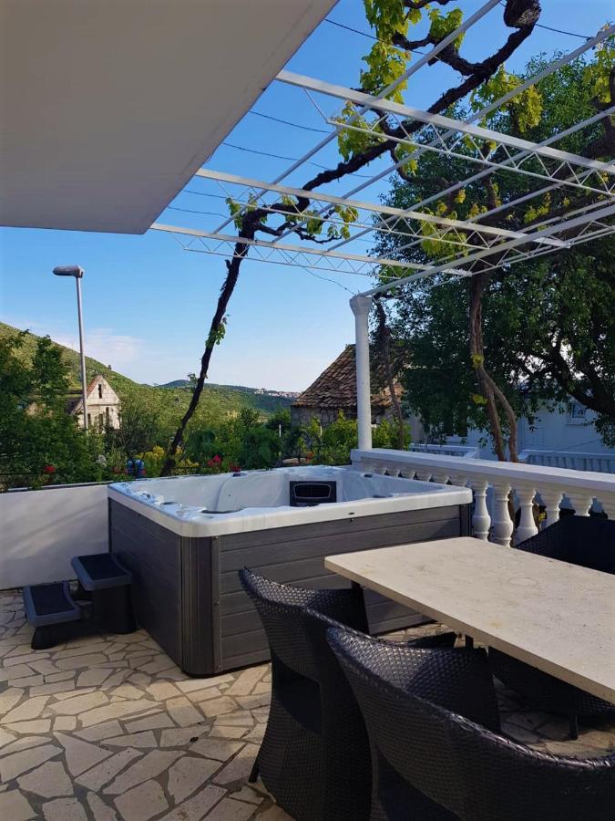 Apartments Dalmatia Blue Mlini Bagian luar foto