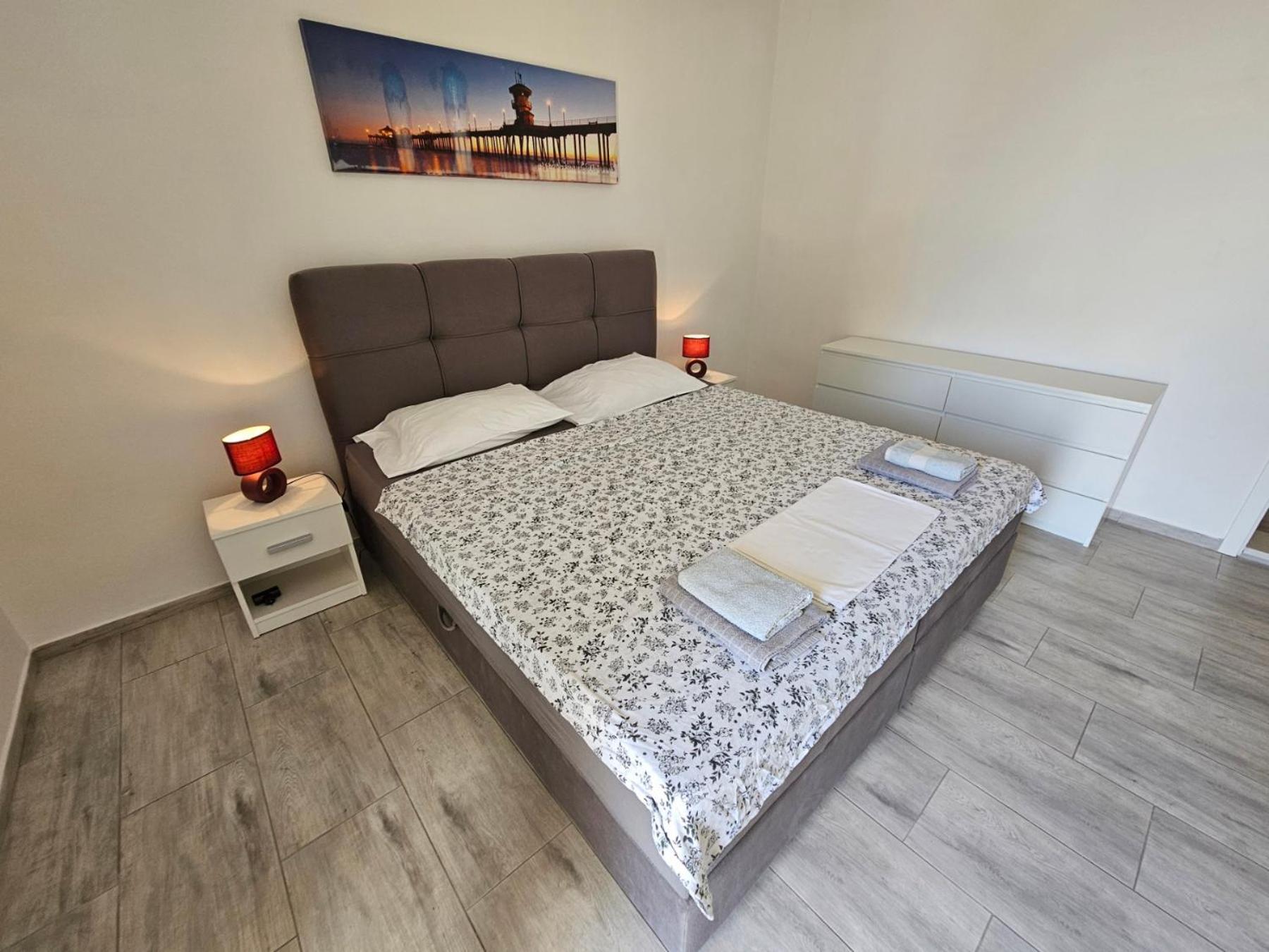 Apartments Dalmatia Blue Mlini Bagian luar foto