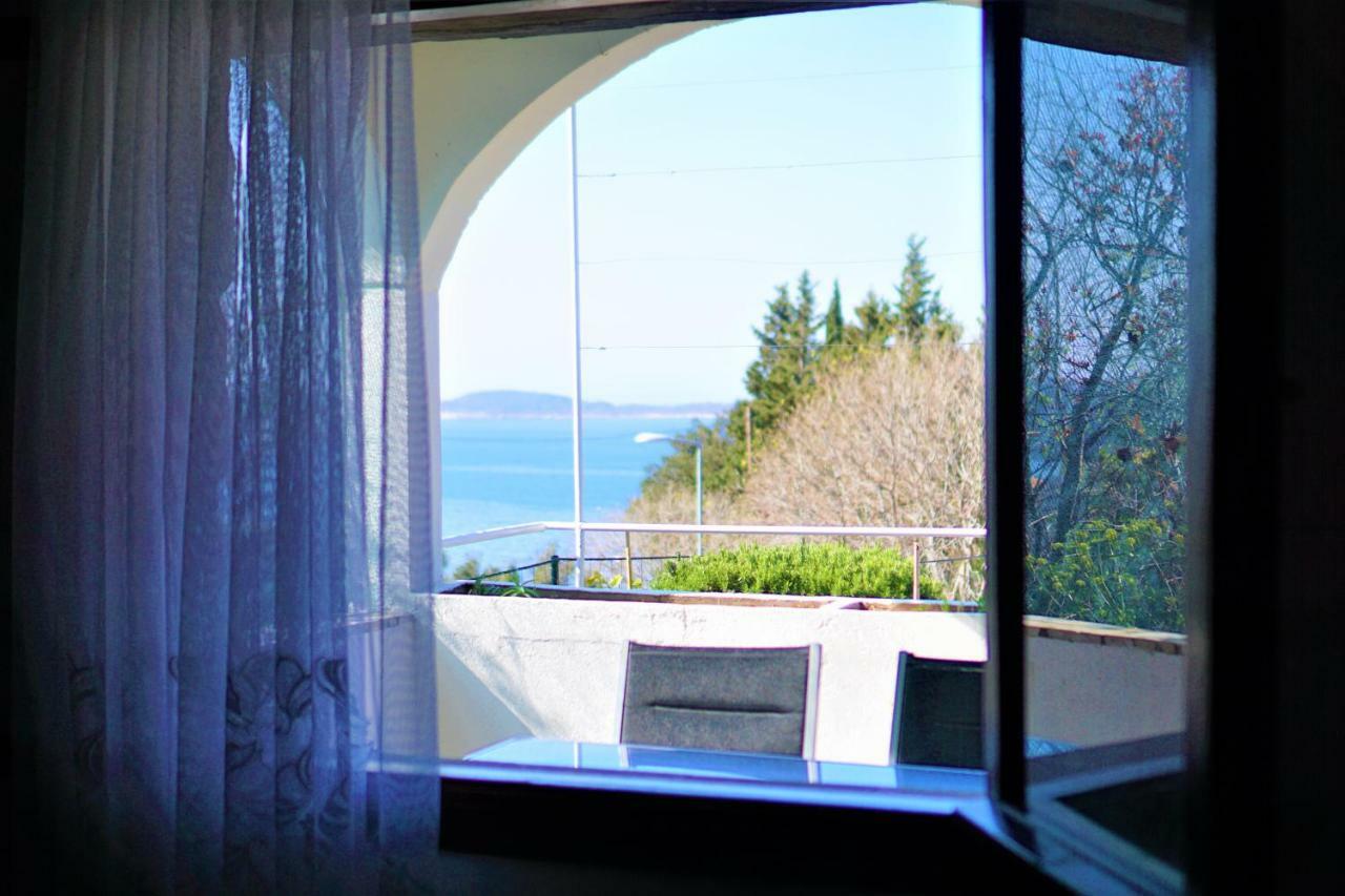 Apartments Dalmatia Blue Mlini Bagian luar foto